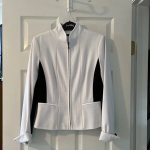 Tahari, Black/White Blazer, Size 4